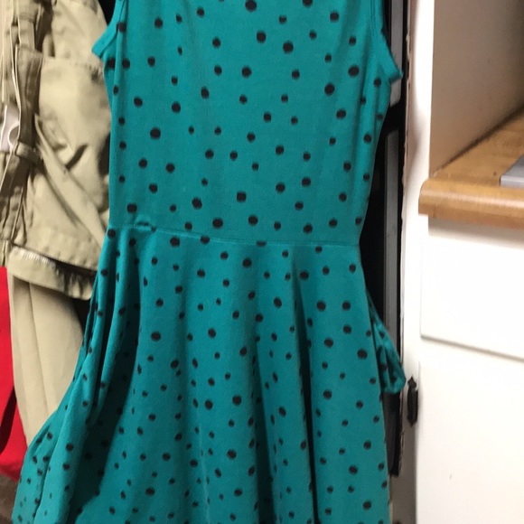 Lularoe Nikky dress with pockets!! - Picture 5 of 5